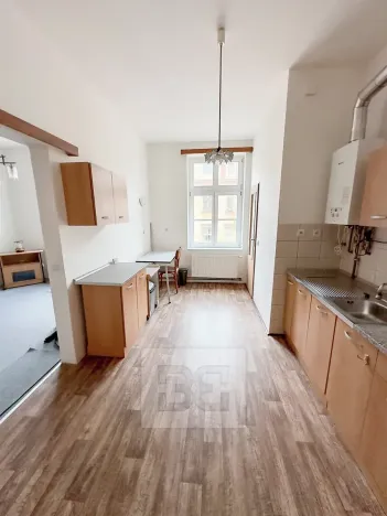 Pronájem bytu 2+kk, Praha - Malá Strana, Petřínská, 38 m2