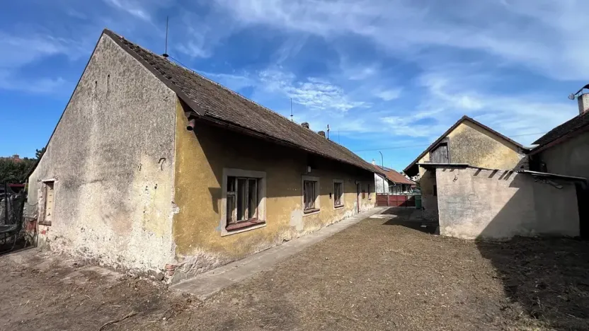 Prodej rodinného domu, Břehy, Bahníkova, 198 m2