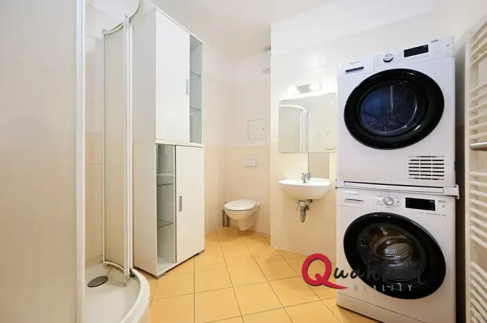 Pronájem bytu 2+kk, Praha - Hloubětín, Slévačská, 47 m2