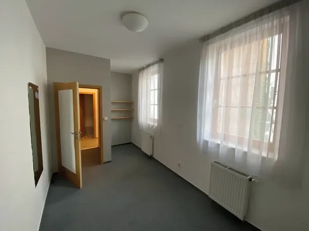 Pronájem bytu 3+1, Praha - Vršovice, Rybalkova, 91 m2