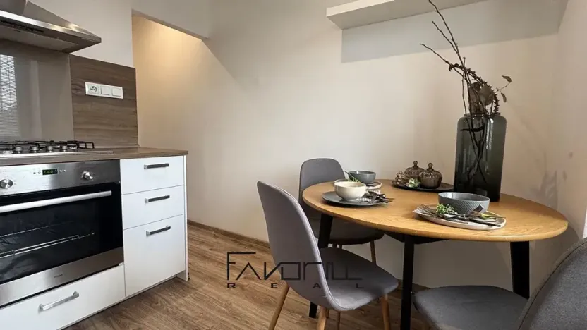 Prodej bytu 2+1, Ostrava, Moravská, 50 m2