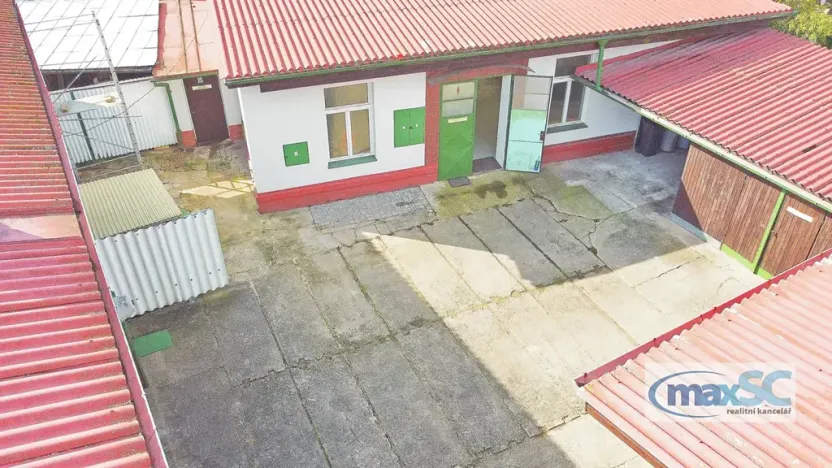 Pronájem skladu, Holice, Hradecká, 317 m2