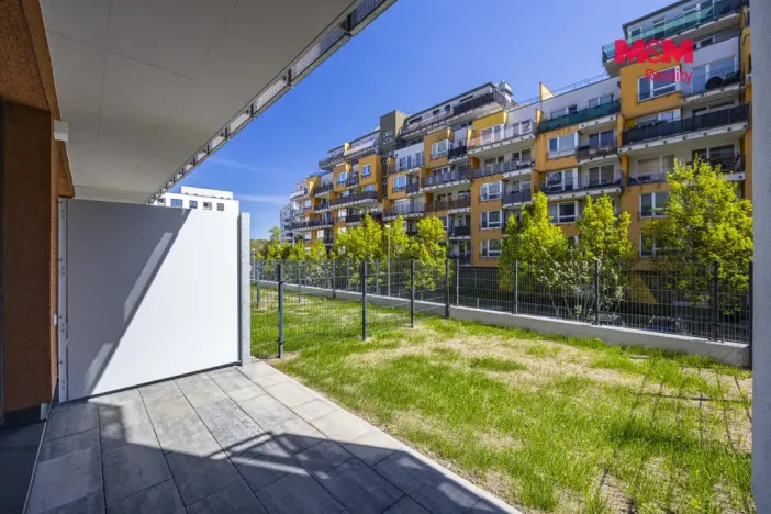 Pronájem bytu 1+kk, Praha - Vysočany, Gerstelova, 32 m2