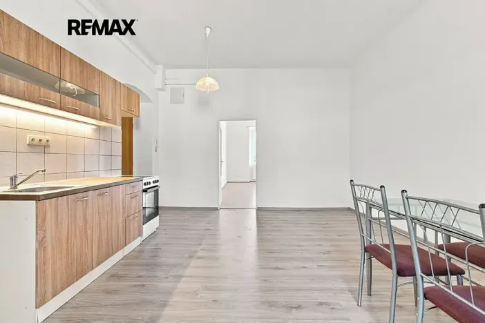 Pronájem bytu 2+kk, Plzeň, Skvrňanská, 50 m2