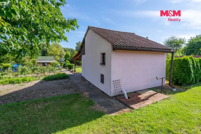 Prodej chaty, Nymburk - Drahelice, 23 m2