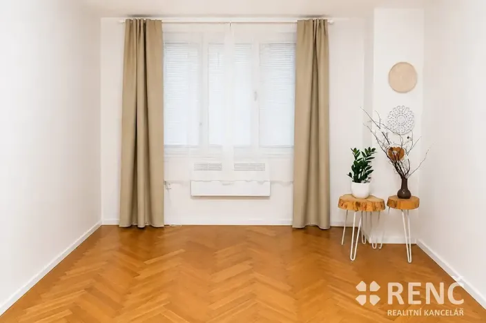 Pronájem bytu 2+kk, Brno, Kounicova, 50 m2