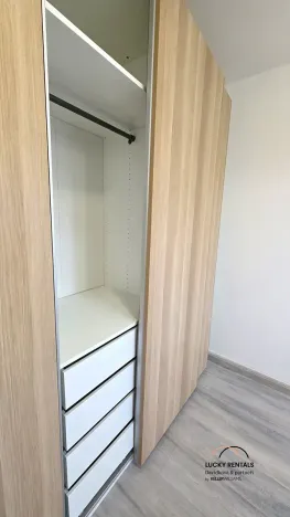 Pronájem bytu 2+kk, Průhonice, U Křížku, 44 m2