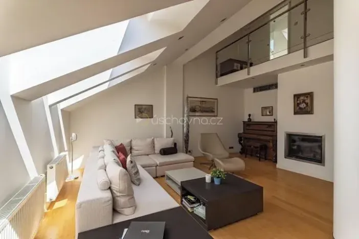 Pronájem bytu 4+kk, Praha - Smíchov, Kroftova, 182 m2