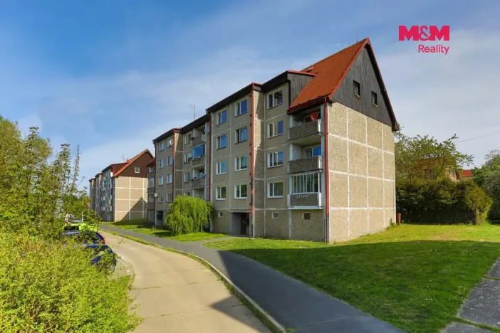 Pronájem bytu 1+1, Sokolov, Slovenská, 43 m2