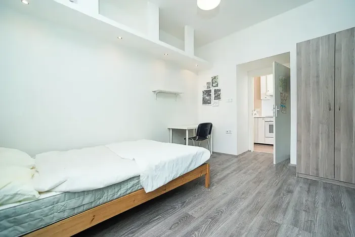 Pronájem bytu 2+1, Praha, Jičínská, 38 m2