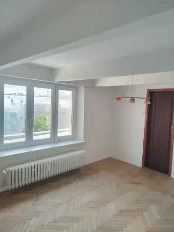 Pronájem bytu 2+kk, Pardubice, Sladkovského, 52 m2