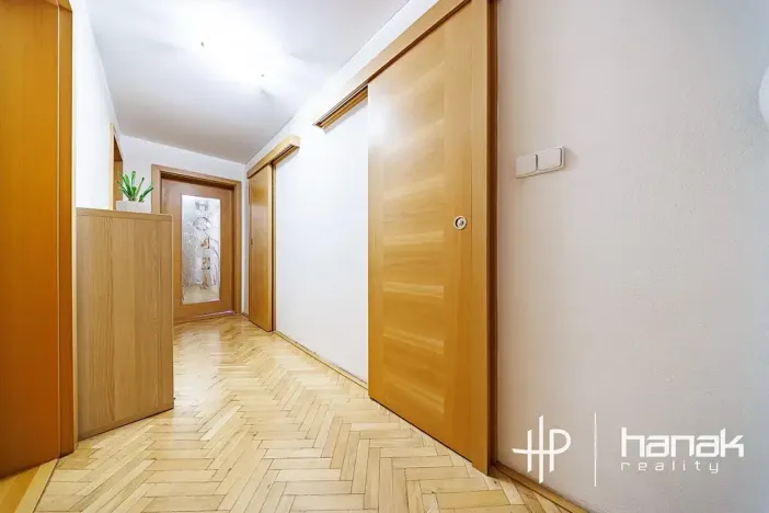 Prodej bytu 4+1, Šternberk, Kozinova, 72 m2