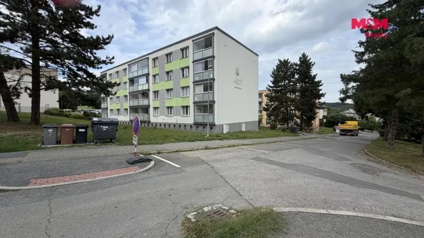 Prodej bytu 2+1, Holoubkov, 65 m2