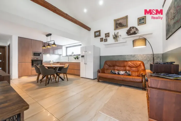 Prodej rodinného domu, Pozlovice, Hlavní, 170 m2