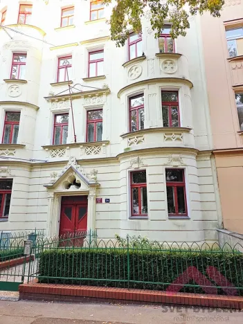 Pronájem skladu, Praha - Bubeneč, Čechova, 28 m2