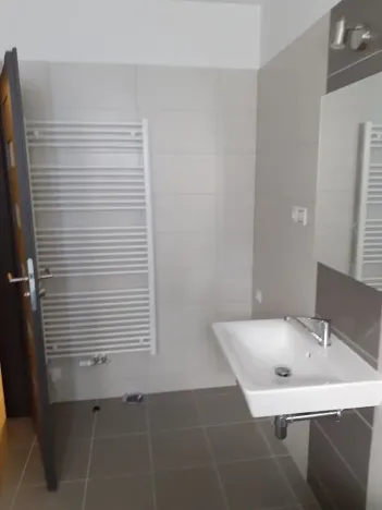 Pronájem bytu 3+kk, Strakonice - Strakonice II, Bezděkovská, 72 m2