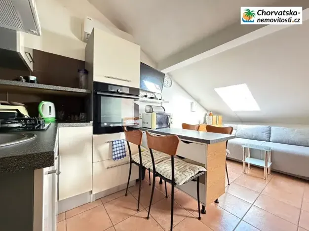 Prodej bytu 4+kk, Novalja, Chorvatsko, 40 m2