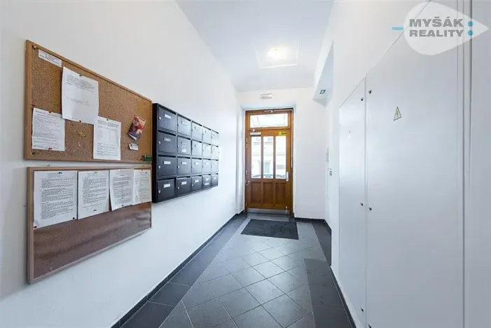 Pronájem bytu 2+kk, Praha - Břevnov, Zúžená, 30 m2