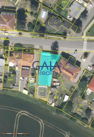 Prodej obchodního prostoru, Velim, Riegrova, 218 m2