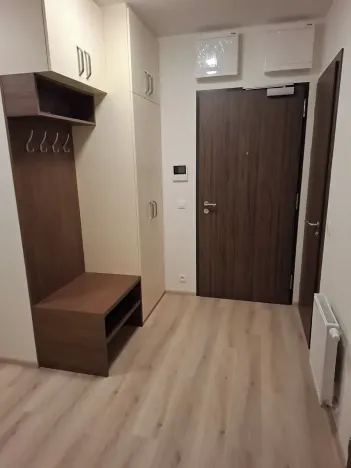Prodej kanceláře, Praha - Hostivař, Nurmiho, 80 m2