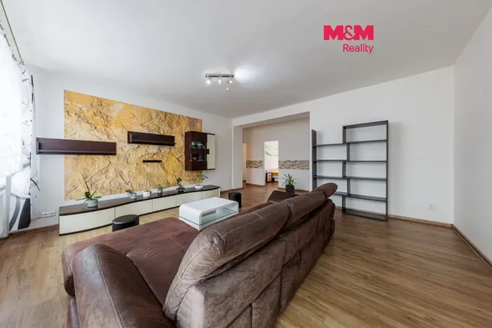 Prodej bytu 2+1, Hranice, Vítězná, 63 m2