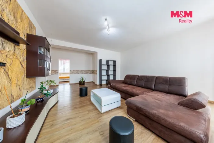 Prodej bytu 2+1, Hranice, Vítězná, 63 m2