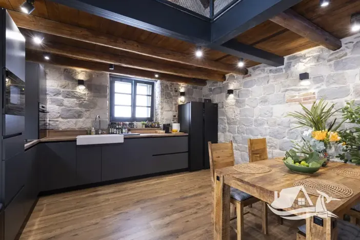 Prodej rodinného domu, Kaštela, Chorvatsko, 100 m2