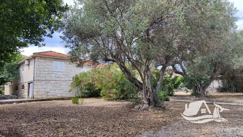 Prodej rodinného domu, Supetar, Chorvatsko, 300 m2