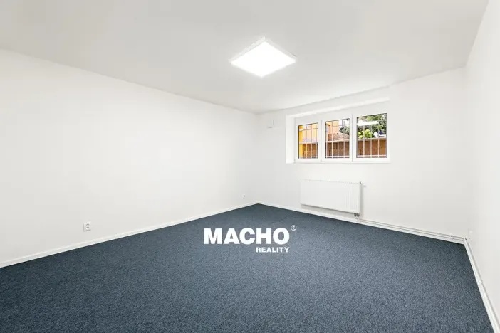 Pronájem bytu 2+1, Praha - Michle, Na dědinách, 50 m2
