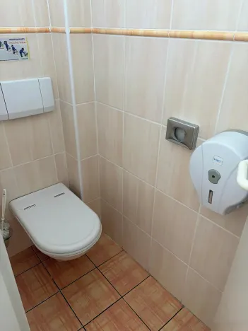Pronájem kanceláře, Liberec, Rochlická, 162 m2