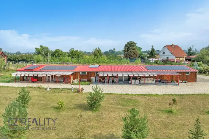Prodej komerční nemovitosti, Pečky, 345 m2