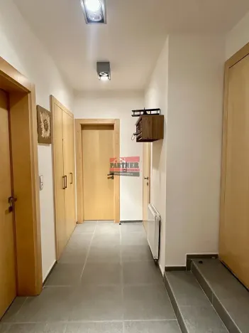 Pronájem bytu 3+1, Praha - Smíchov, U Malvazinky, 91 m2