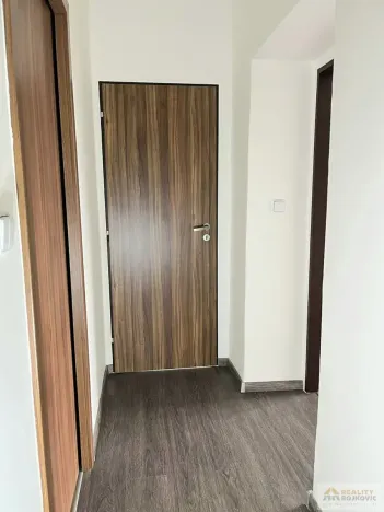 Prodej atypického bytu, Meziměstí, Školní, 112 m2