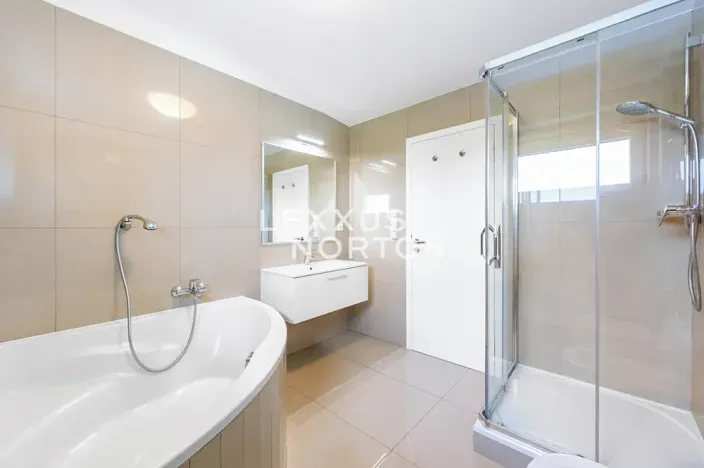 Pronájem rodinného domu, Praha - Břevnov, Falcká, 500 m2
