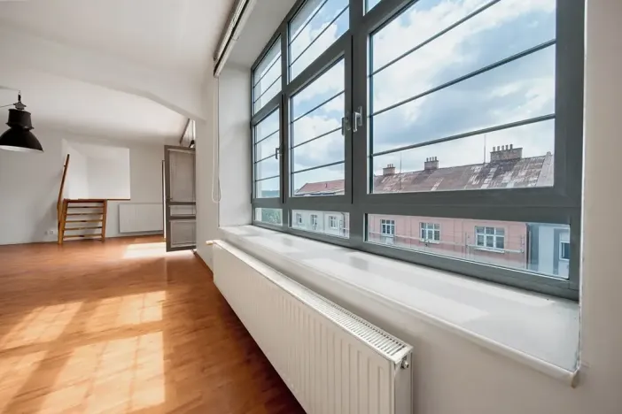 Prodej atypického bytu, Brno, Zábrdovická, 107 m2