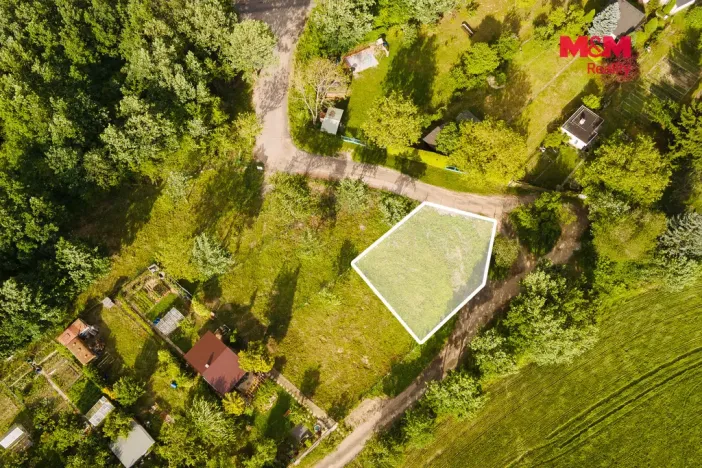 Prodej zahrady, Pardubice, 397 m2