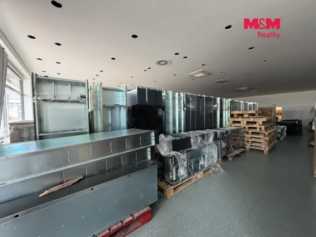 Pronájem obchodního prostoru, Hrdějovice, Na Bahnech, 420 m2