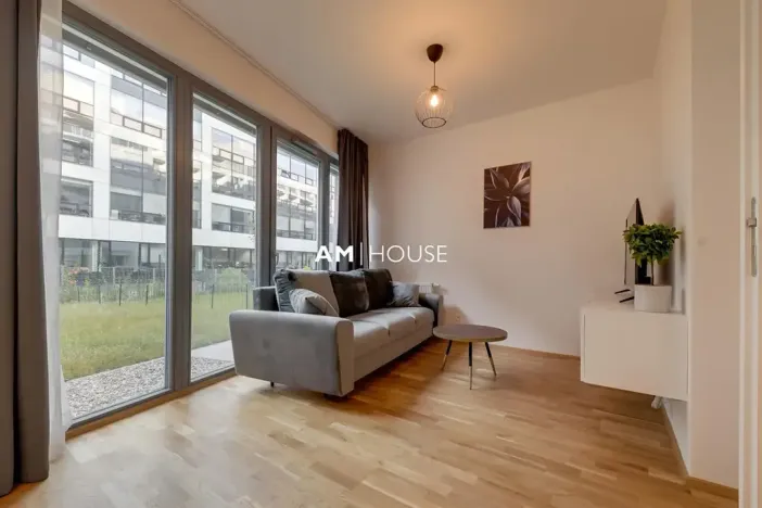 Pronájem bytu 2+kk, Praha - Vysočany, Vysočanská, 55 m2