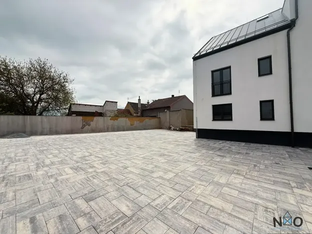Pronájem bytu 2+kk, Úherce, Hlavní, 88 m2