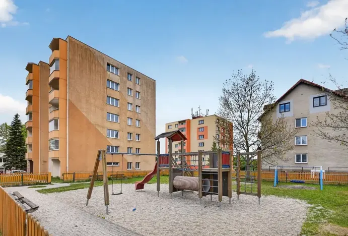 Prodej bytu 3+1, Trhové Sviny, Budovatelská, 73 m2
