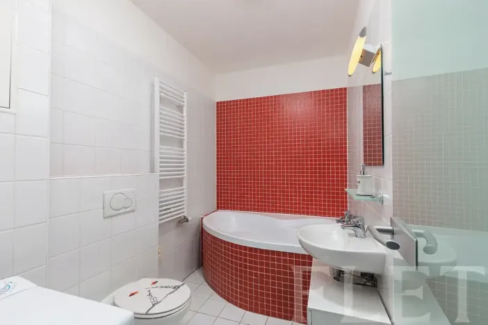 Pronájem bytu 1+kk, Praha - Horní Měcholupy, Boloňská, 36 m2