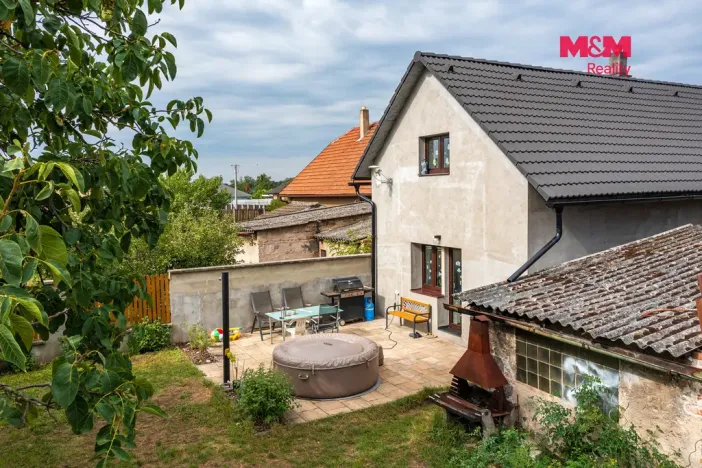 Prodej rodinného domu, Ovčáry, 155 m2