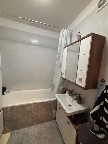 Pronájem bytu 3+kk, Liberec, Seniorů, 60 m2