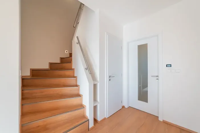 Prodej bytu 5+kk, Mořina, 106 m2