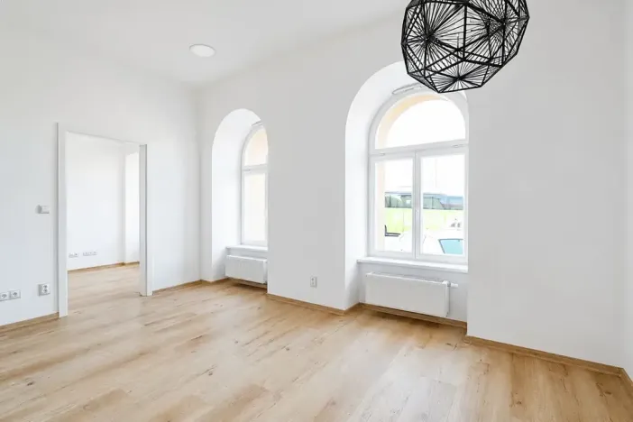 Pronájem bytu 2+kk, Praha - Karlín, Pod výtopnou, 33 m2