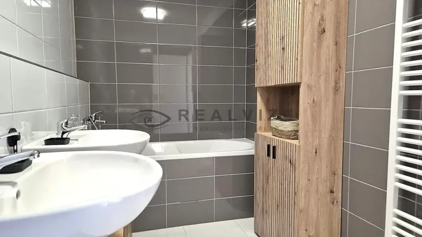 Pronájem bytu 4+kk, České Budějovice, Vrbenská, 103 m2