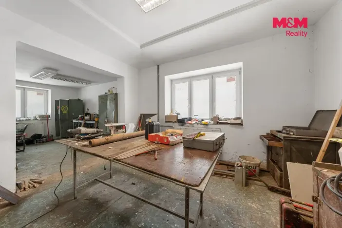 Prodej obchodního prostoru, Ústí nad Labem - Neštěmice, Veslařská, 240 m2
