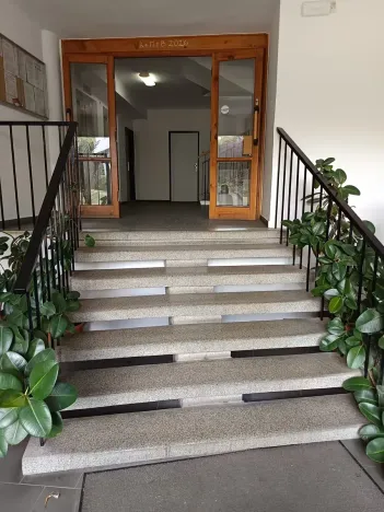 Pronájem bytu 2+kk, Praha - Dejvice, Evropská, 50 m2