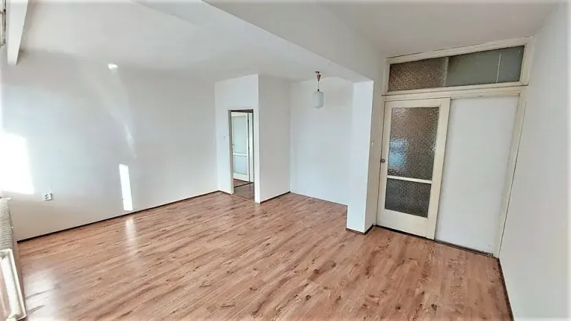 Prodej bytu 2+1, Praha, Ke kladivům, 62 m2