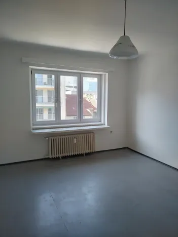 Pronájem bytu 3+1, Pardubice, Sladkovského, 82 m2